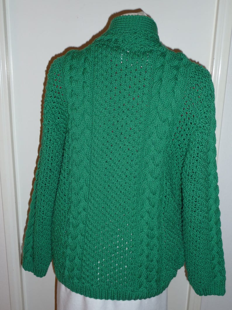 veste T.40/42, Pièce UNIQUE, gilet femme,veste celtic mailles irlandaises tricot fait main vert 100% mérinos image 2