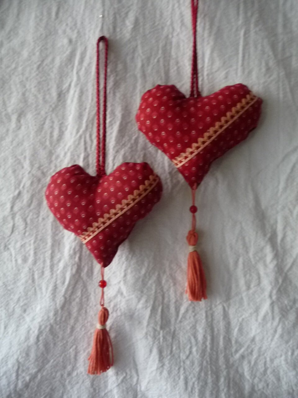 Lot de 2 Coeurs A Suspendre en Tissus, Coeur Noël, Coeur Décoratif, Lot Suspendre, Édition Limitée