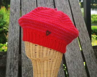 Hand Knitted Women's Beret Red / Pink