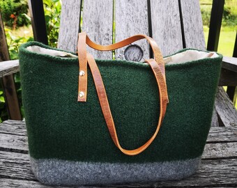 Knitted Tote Bag / Dark Green and Grey