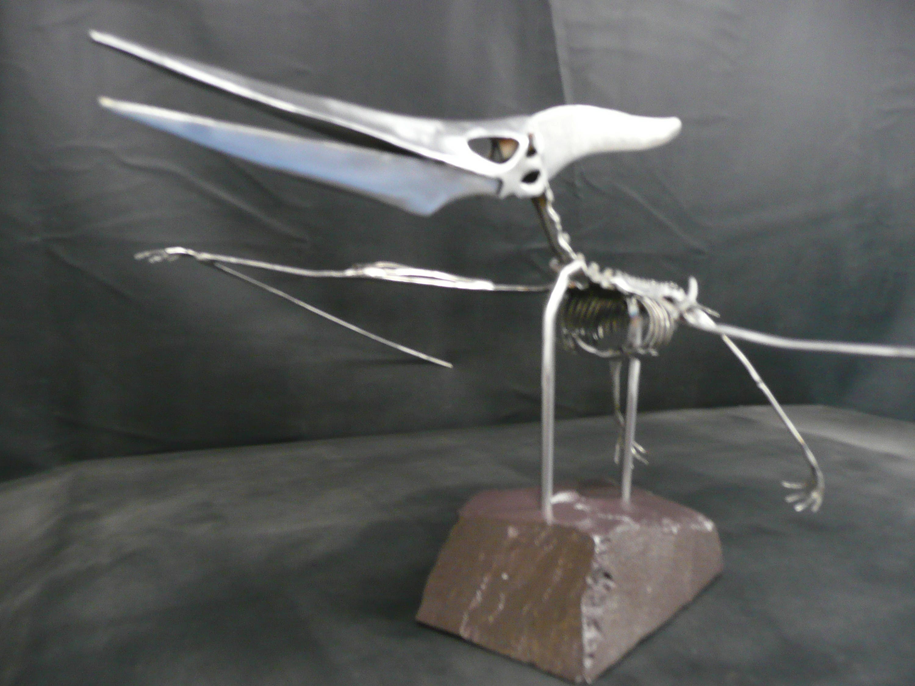 金属製プテラノドンの骨格彫刻 - Etsy 日本