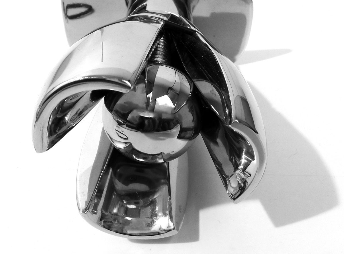 locking but plug locking but plug