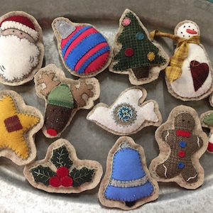 SALE Wooly Christmas ornaments #1! wool applique kit