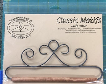 8” scroll hanger for wool appliqué or quilt banners