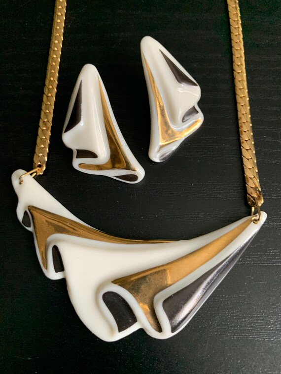 Avon Porcelain Necklace & Earrings