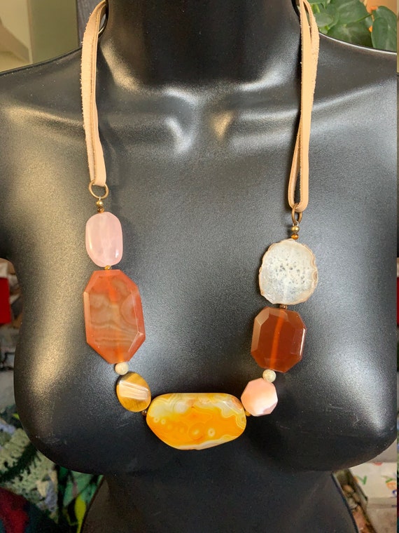 Barse Agate Necklace