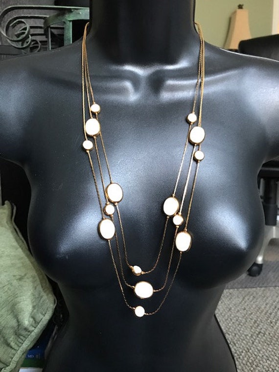 Vintage Avon "Tailored Classic"  Necklace