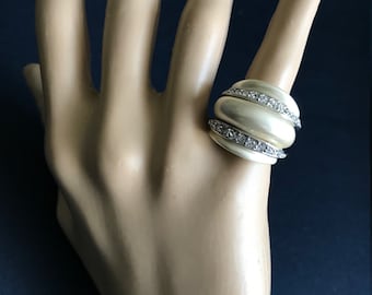 Kenneth Jay Lane Faux Pearl Ring (NWOT)