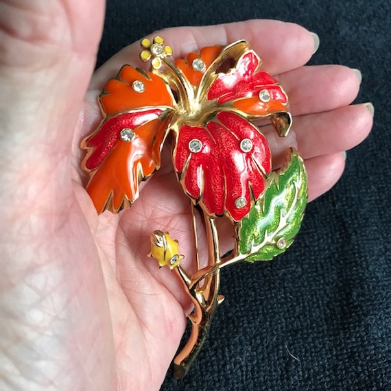 Vintage Barrera for Avon Flower Brooch - Etsy