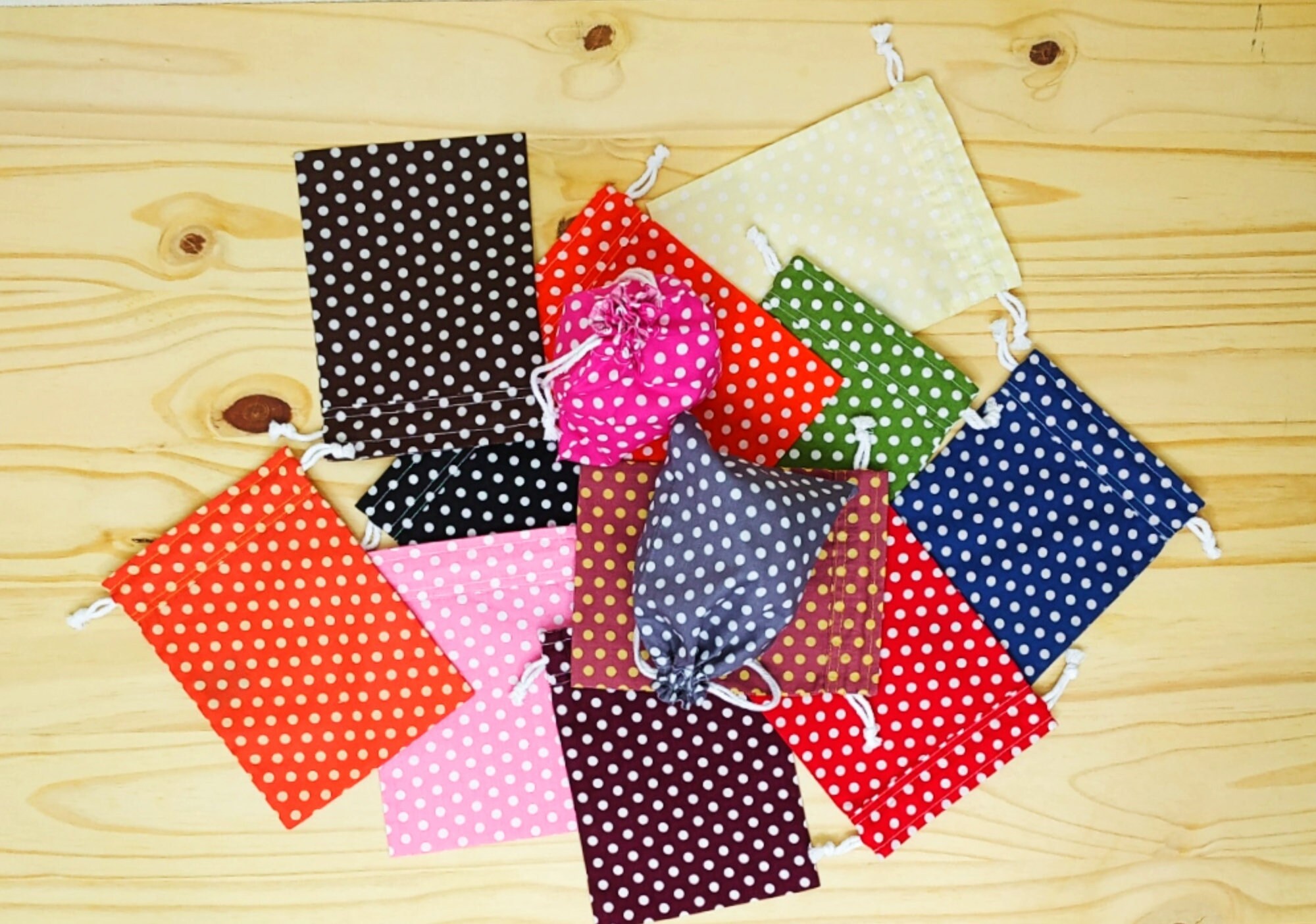 Sac à Vrac en 13 Couleurs et 4 Tailles, Tissu Oeko Tex.