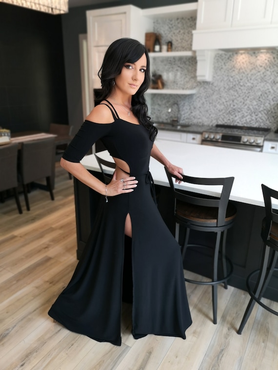 knee length dresses for ladies Amaryllis Off-Shoulder Twist Maxi Dress Pink main image 1