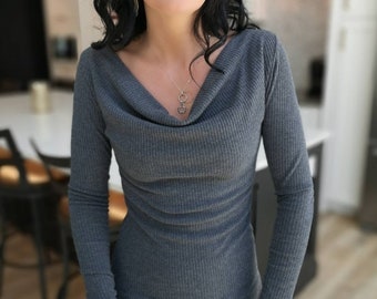 Gray ribbed cowl neck long sleeve top.