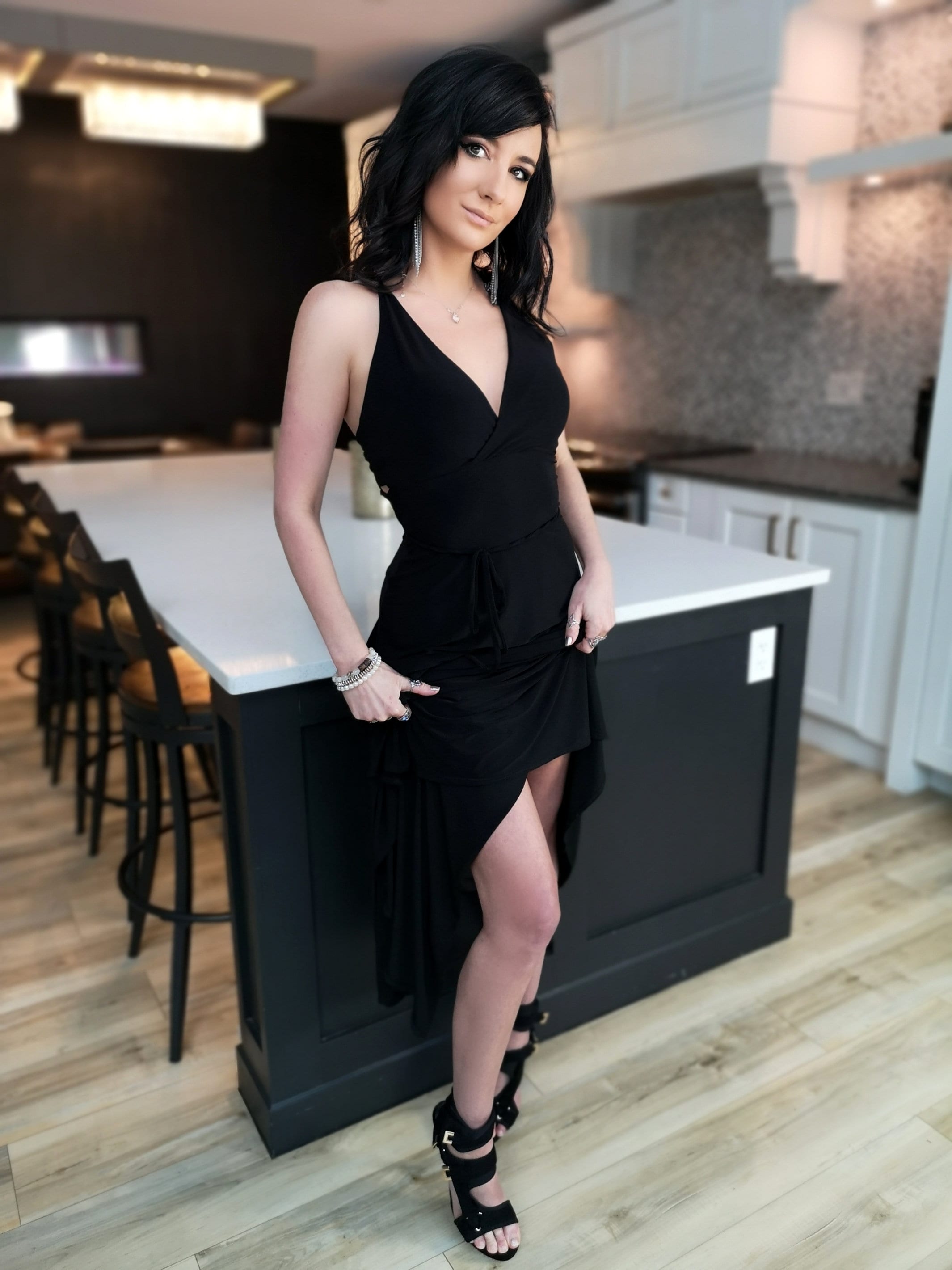 black dress tight top flowy bottom Ailaoyou Tube Top Dress for Women Square Neck Slim-Fitting Sexy Long Sleeve  Dress Fall Fashions Flowy Casual Long Dress (US, Alpha, Small, Regular,  Regular, 6951 Black) at Amazon Women's Clothing store