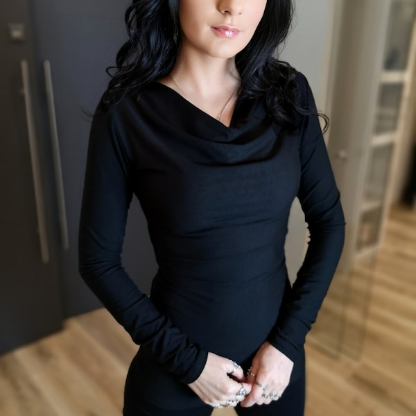 Cowl neck printed tunic