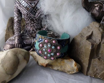 Unique Fimo bracelet with metal covered with Rhinestone flower