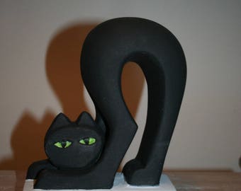 cat. Black. Sculpture.