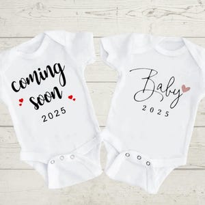 Baby Coming Soon Top, Personalised Baby Grow Vest, Pregnancy Announcement, Baby Surname, New Baby, Due Date Reveal, Baby Gift