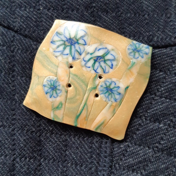 Bouton couture motif fleuri bleu ocre doré, embellissement veste, sac..