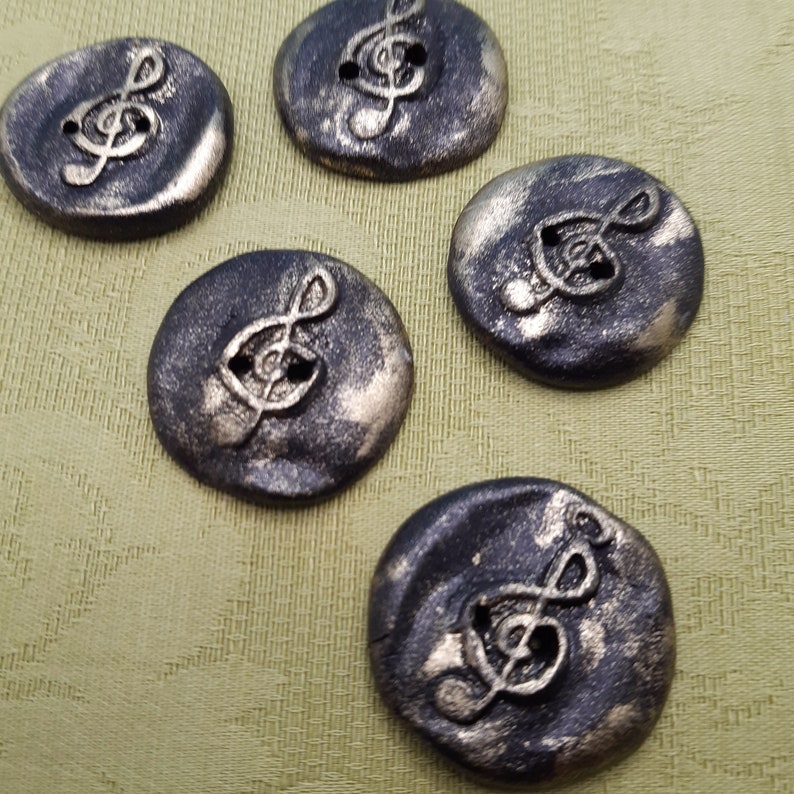 Old anthracite gold treble clef buttons, handmade creation for embellishing jackets, sweaters, etc. image 2
