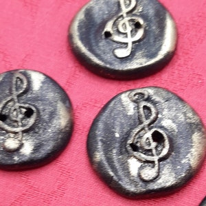 Old anthracite gold treble clef buttons, handmade creation for embellishing jackets, sweaters, etc. image 3