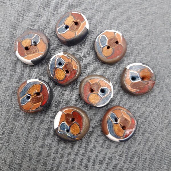 Petits boutons effet bois,  création fait main pour personnalisation de gilet, layette, scrapbooking..