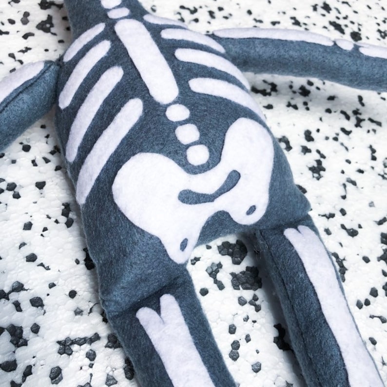FELT FRIEND SKELLY