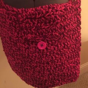 Crochet shoulder bag image 1