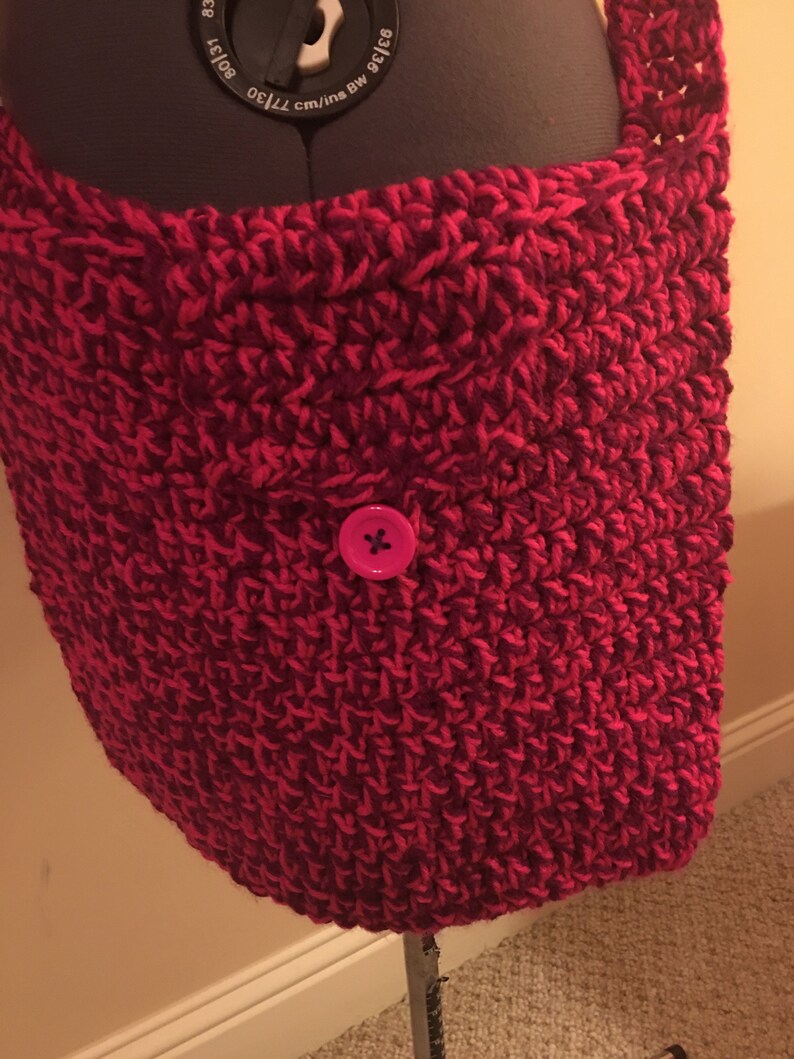 Crochet shoulder bag image 1