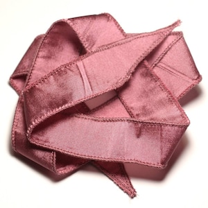 Hand-dyed Silk Ribbon Necklace 66 x 2.5cm Dusty Pink SOIE193 - 8741140017016