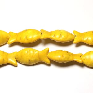 Thread 39cm 16pc approx - Stone Beads Turquoise Synthesis Fish 24mm Yellow