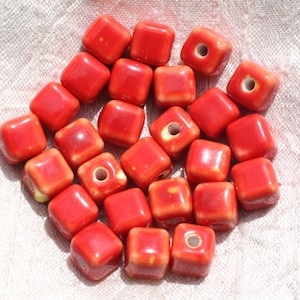 10 stuks - Keramische kubuskralen 10 mm 3 mm boor rood 4558550009432