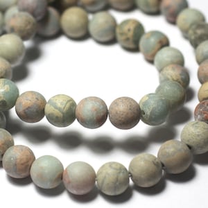 Schnur 39 cm, ca. 50 Stück – Steinperlen – Jaspis Aqua Terra Sedimentkugeln 8 mm Blau Türkis Beige Matt geschliffen gefrostet