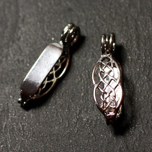 1pc - Silver-tone Celtic Filigree Knot Donut Door Bail Finding Accessory 28mm - 8741140010420