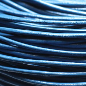 Knäuel ca. 90 Meter – Kordel aus echtem Leder, rund, 2 mm, Blau, Grün, Petrol, Ente – 8741140014695