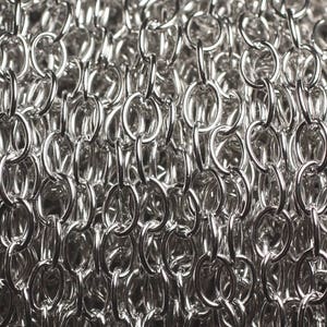 1 meter - 316L Stainless Steel Mesh Chain - Oval 8 x 5.5 x 1mm 4558550007636