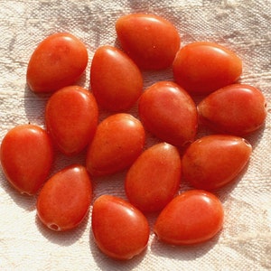 Faden 39 cm, ca. 20 Stück – Steinperlen – flache Jadetropfen 18 x 13 mm, orange Karotte