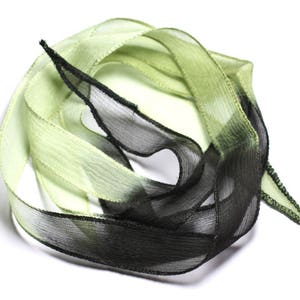 Hand-dyed Silk Ribbon Necklace 130x1.8cm Black Green Anise SOIE103 - 8741140003316