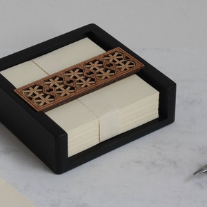 Luxury Wooden Memo Pad Holder with Note / Telephone Pad Desk Organiser & Desk Tidy Lattice Geometric Design image 5