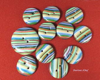 Round striped buttons, set of 10, handmade.