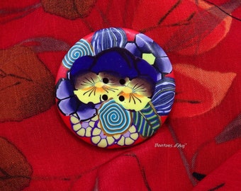 Large sewing button: bouquet of pansies, 4.4 cm