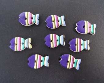 Boutons de couture petits poissons 1.7cm, lot de 8, pour bébés ou art textile