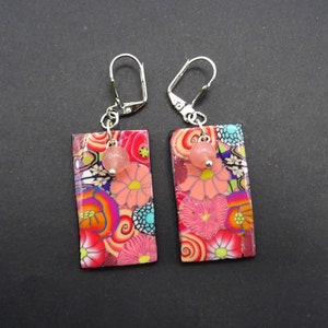 Orange-pink flower earrings, very light image 1