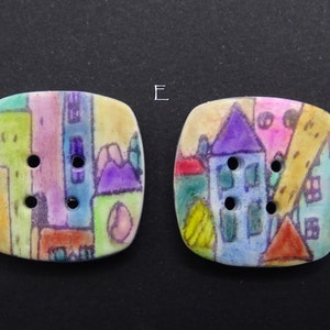 Boutons originaux carrés: maisons, 2.5 cm, peints à la main Lot E