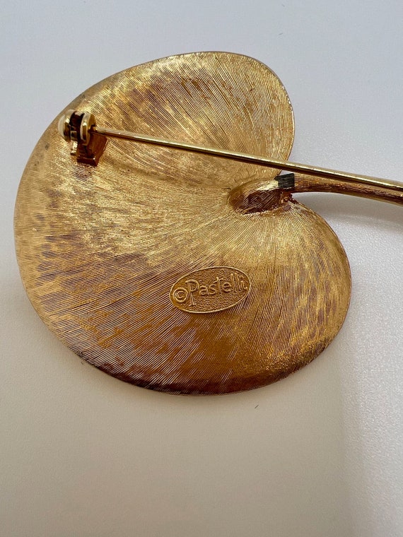 Vintage Pastelli Lily Pad Brooch Brushed Gold Ton… - image 5