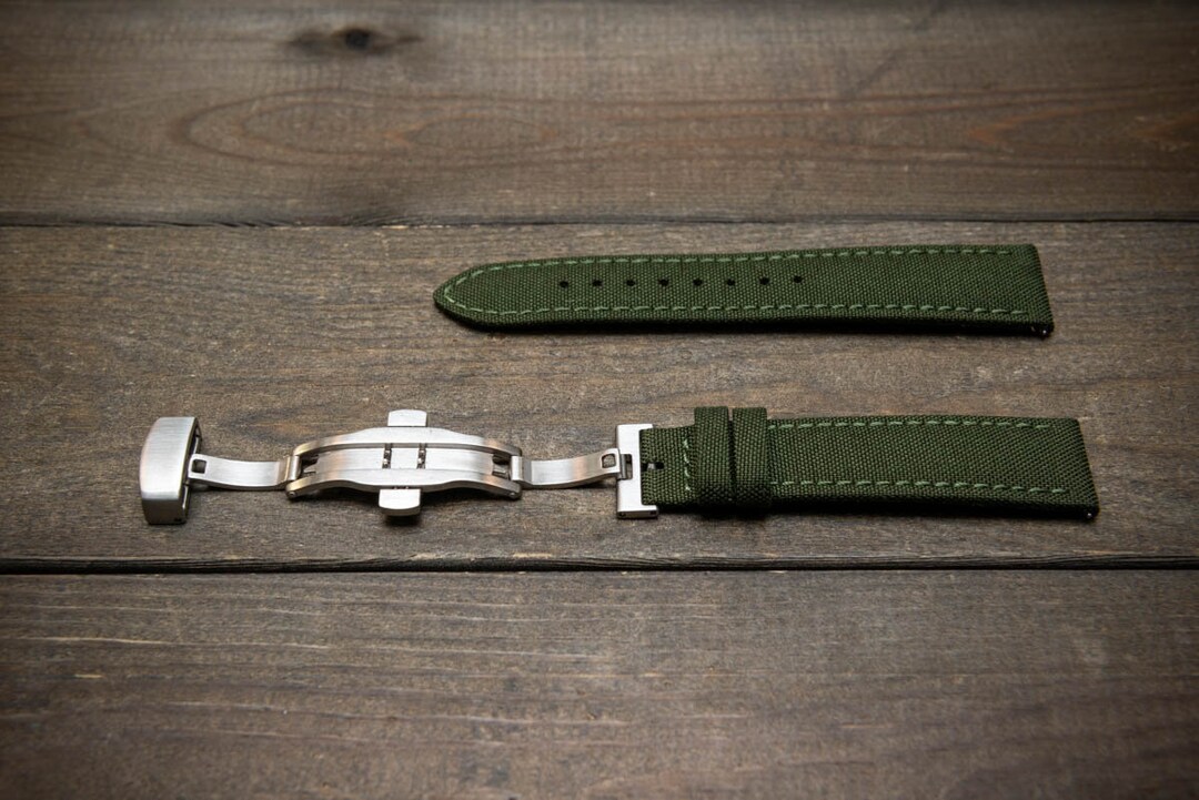 Bracelet De Montre Cuir Noir 24mm – Aspect Croco, Boucle Pré-V, Neuf Avec étiquette