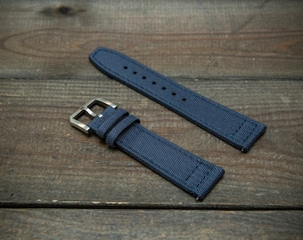 Bracelet de montre en toile, étanche. La doublure en toile offre confort et durabilité, facilité de nettoyage du bracelet de montre