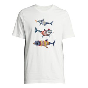 Shark Christmas T-Shirt - Comfortable Fit Cotton Tee