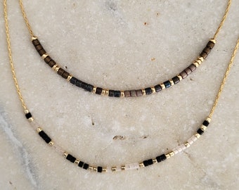 Collier chaine fine serpentine (Or fin 24 k) et perles japonaises miyuki, collier minimaliste, boho bohème,  cadeau femme.