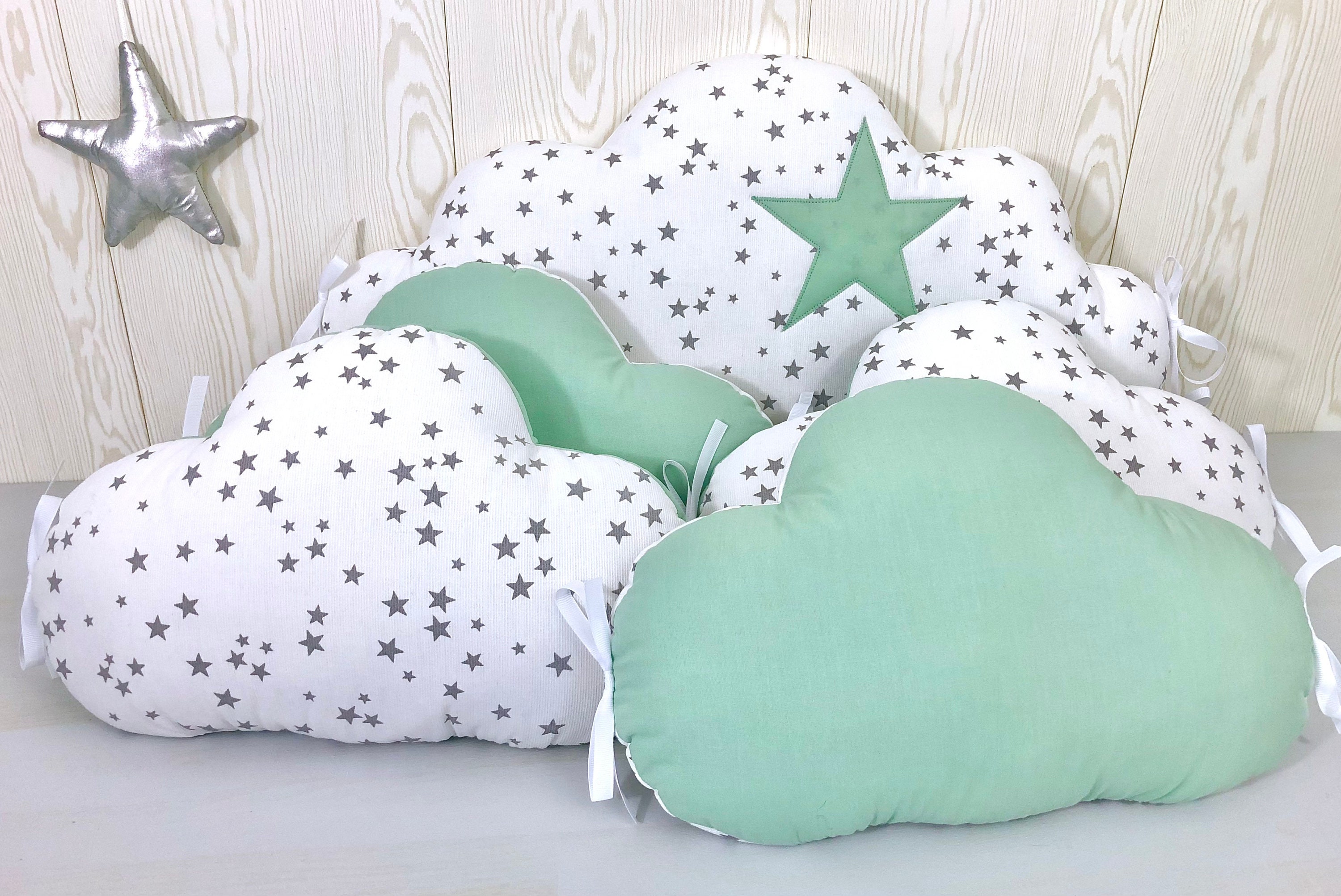 5 Nuages Blanc, Étoiles Grises et Vert Nuancé Au Choix