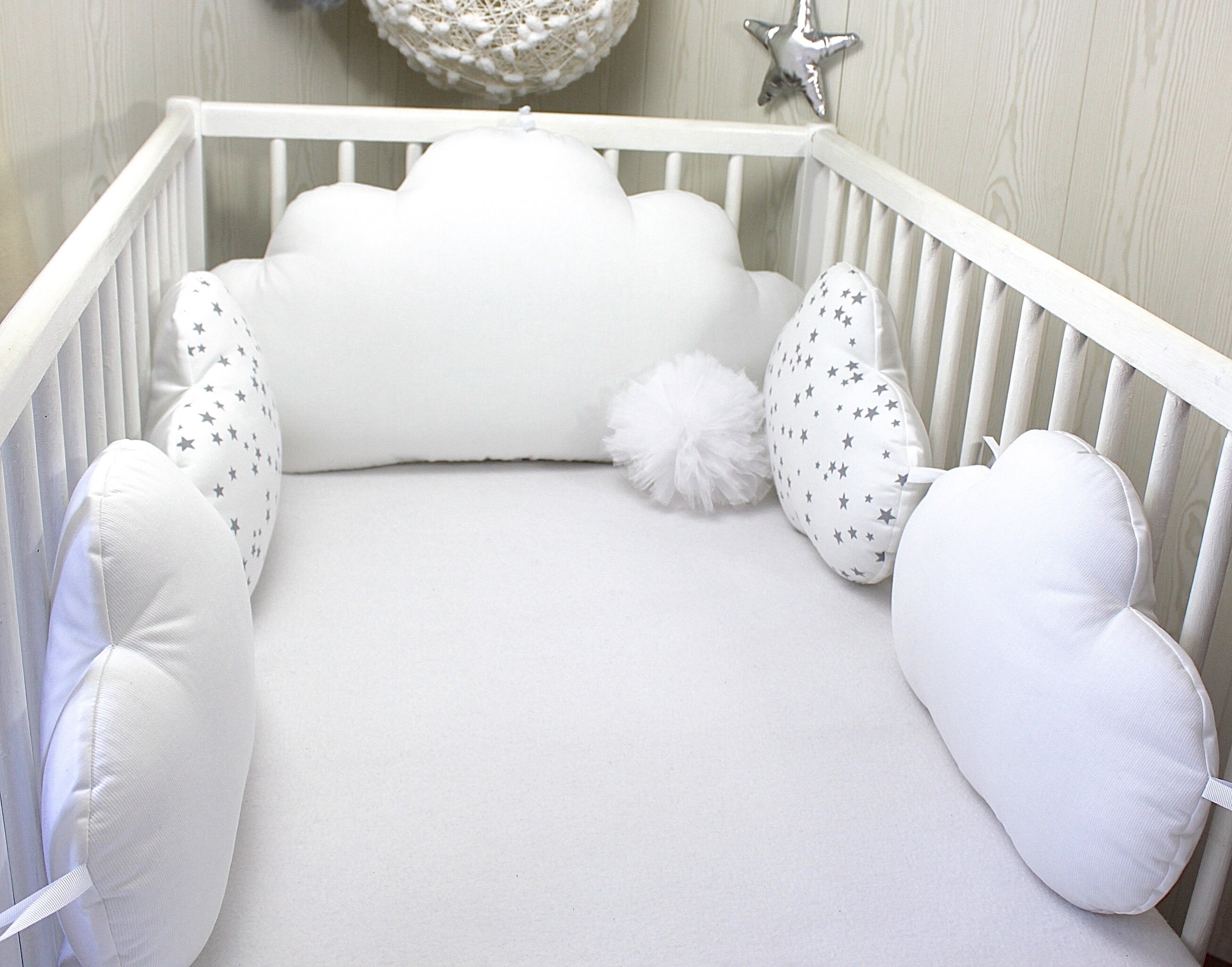 5 Coussins Nuages, Blanc Uni et Étoiles Grises